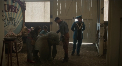2019_-_Dumbo_mp43048.jpg
